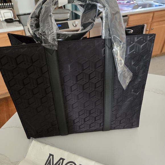 NWT MCM Klassik Tote in Cubic Jacquard Nylon - Picture 5 of 10
